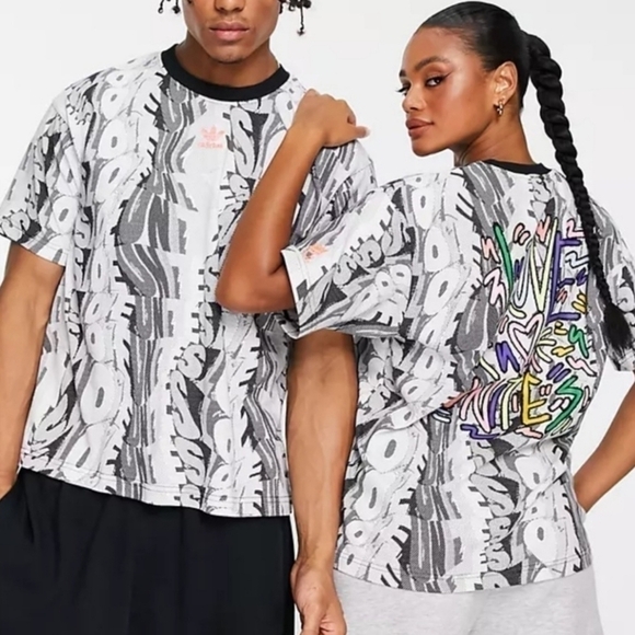 Adidas Love Unites Tee Shirt Size Medium NWT - Picture 3 of 8